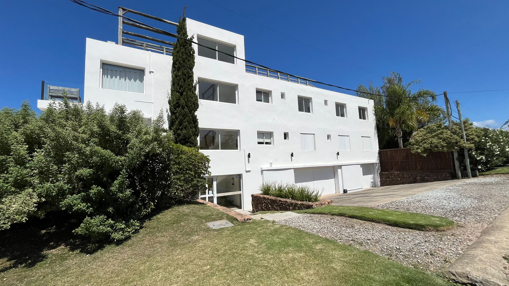 Departamento en venta en Manantiales con vistas al mar